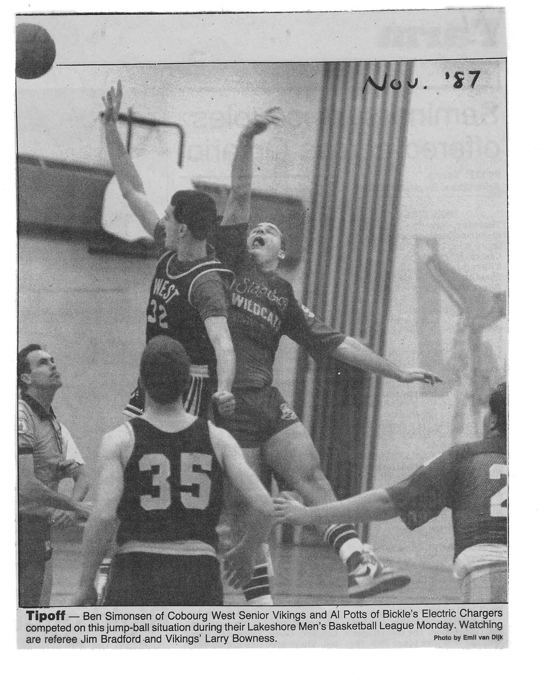 1987-11-01 Basketball -Lakeshore Mens -West Senior Vikings vs Bickle's Electric Chargers