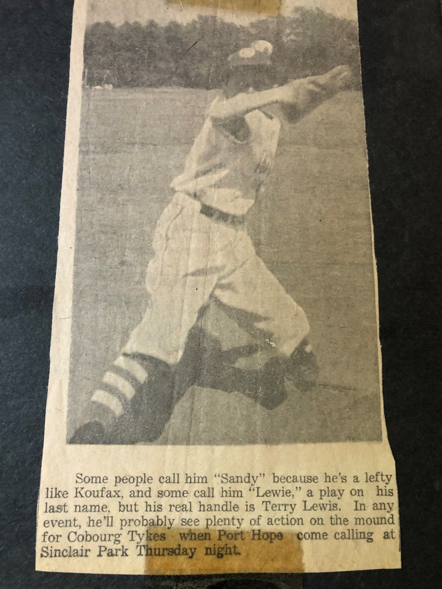 TL026-Cobourg Tyke- pitching