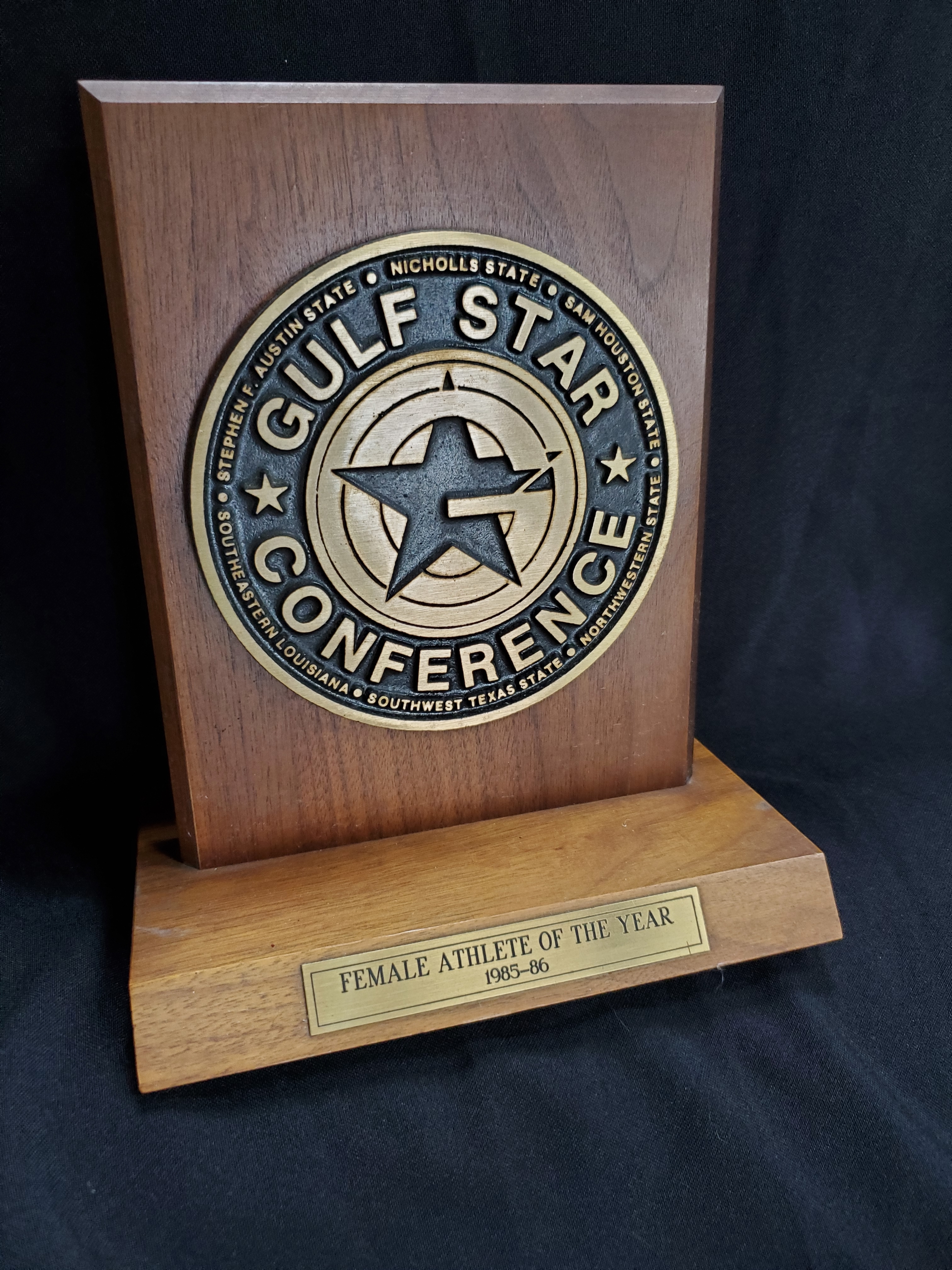 Elaine Devlin trophy