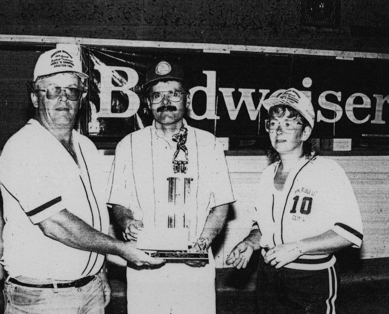 Softball -Grafton Tournament -1992 -Ladies-B Champs-Pine Ridge Vet