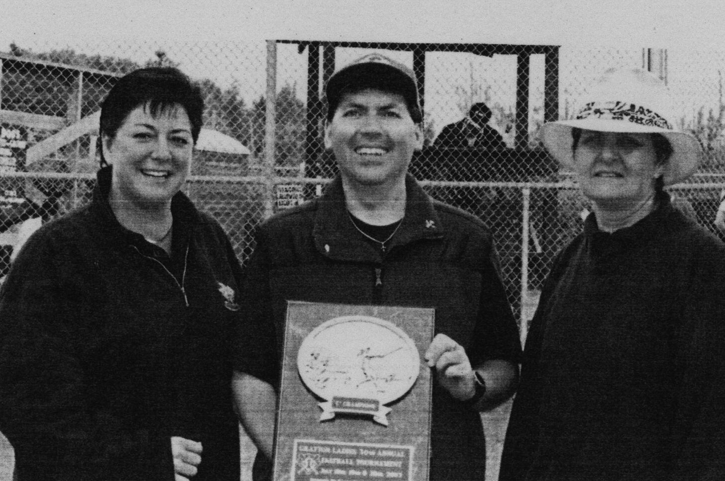 Softball -Grafton Tournament -2003 -Ladies-C Champs-Renegades