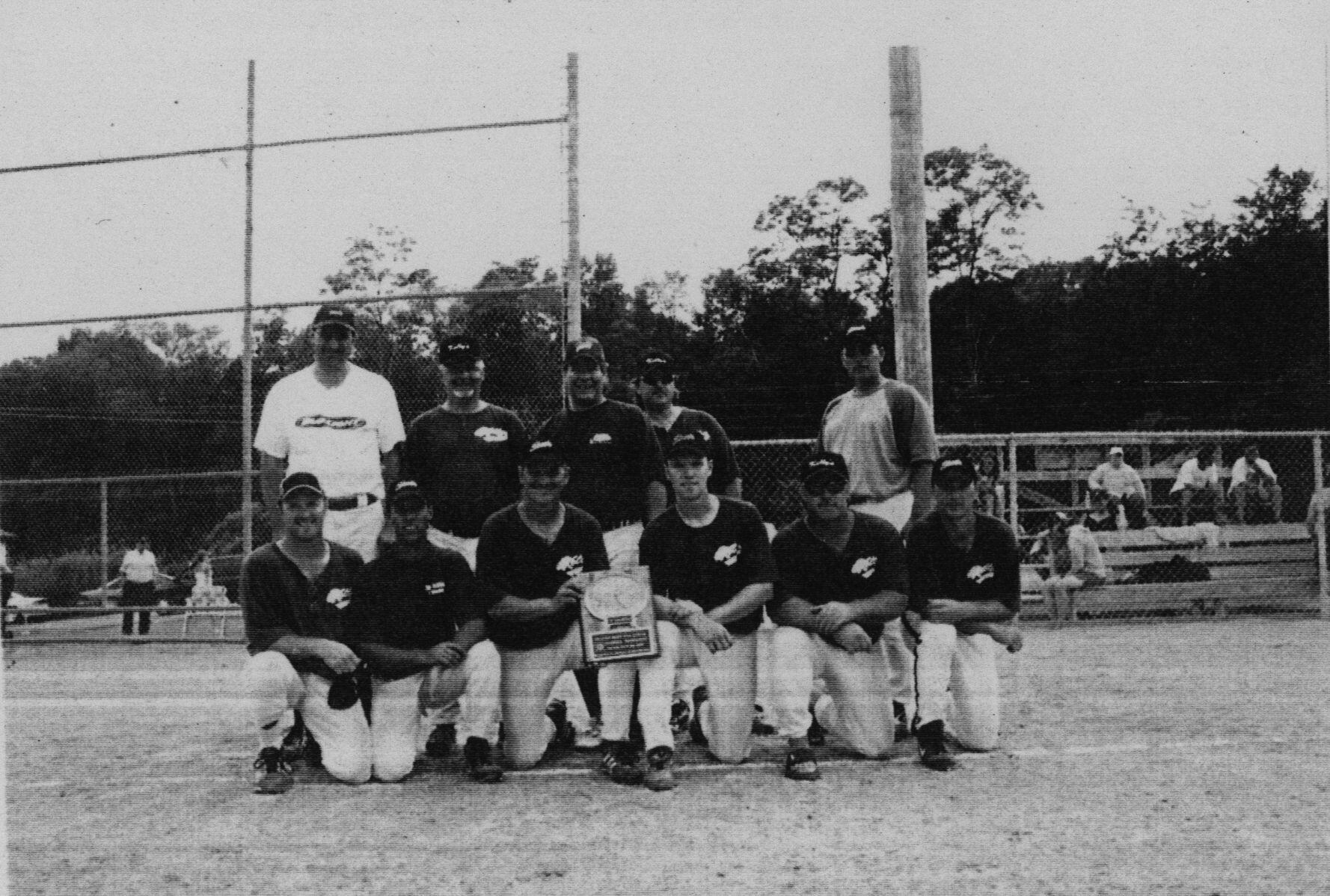 Softball -Grafton Tournament -2004 -Mens-B Champs-Kellys