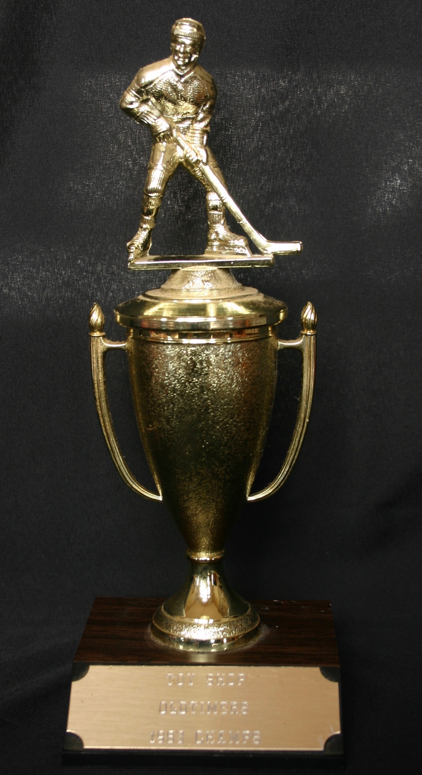 1983 Sommerville Toy Shop Oldtimer Hockey Trophy
