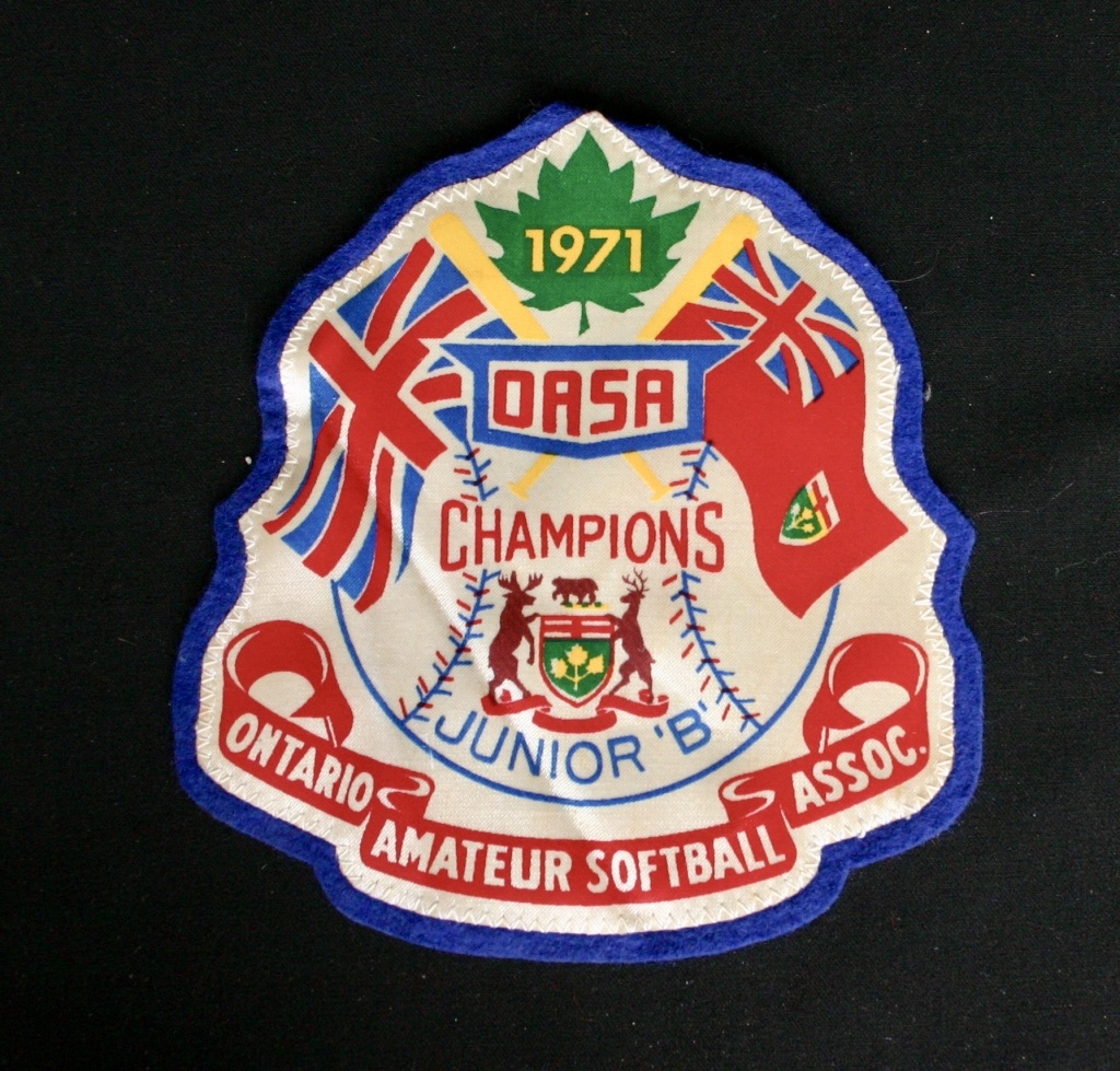 1971 Cobourg Dairy Queen Jr B fastball crest