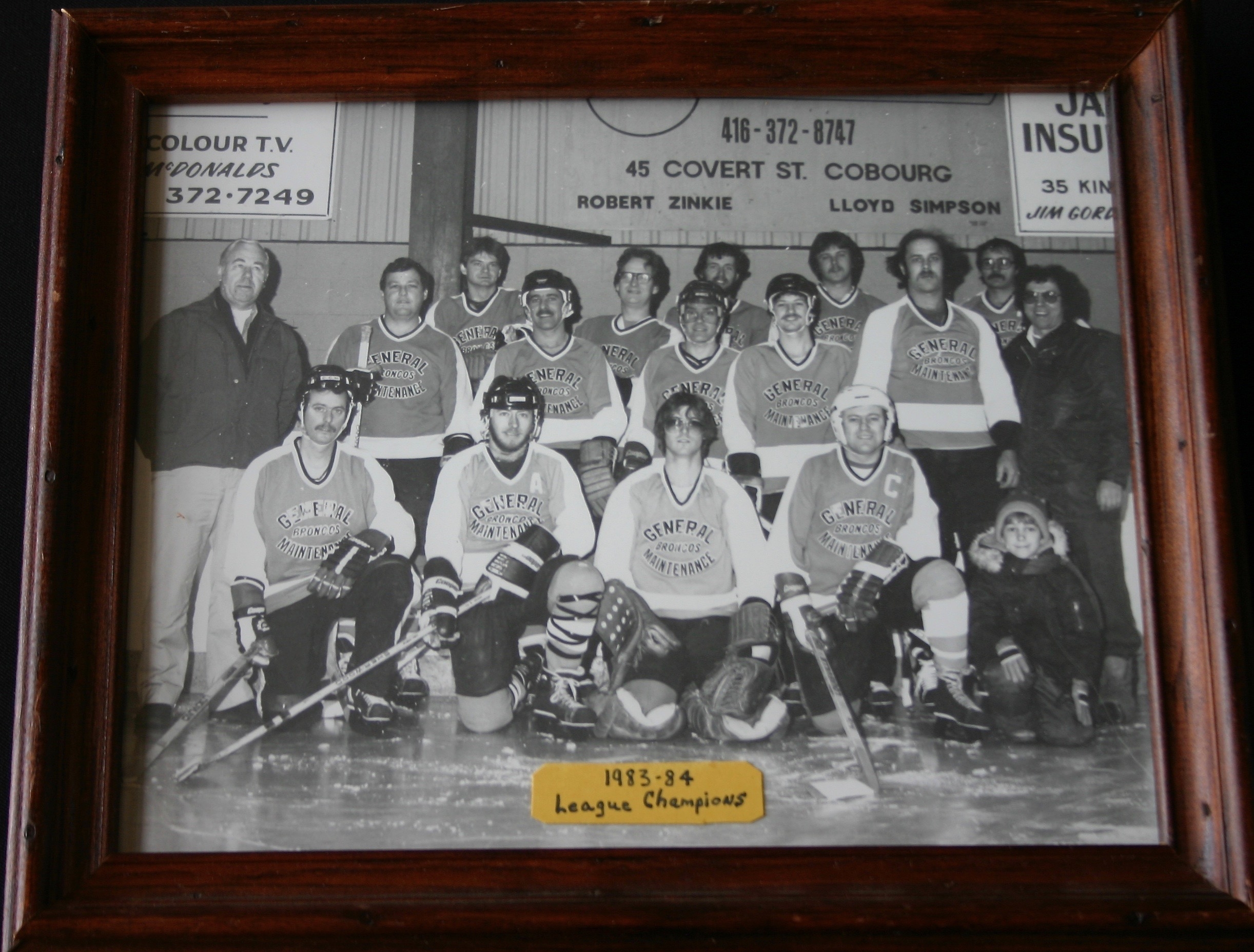 1984 Lakers League Hockey Team Champions photo