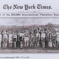 1909 Fred Simpson photo in NY Times at start of a professional race