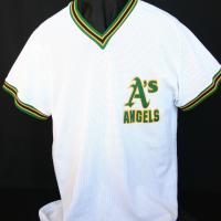 Cobourg Angels full softball uniform