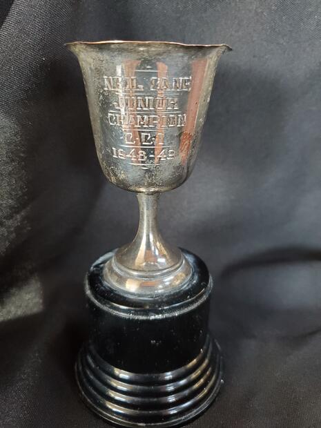 1949 Neil Cane trophy Junior Champion CCI 1948-49