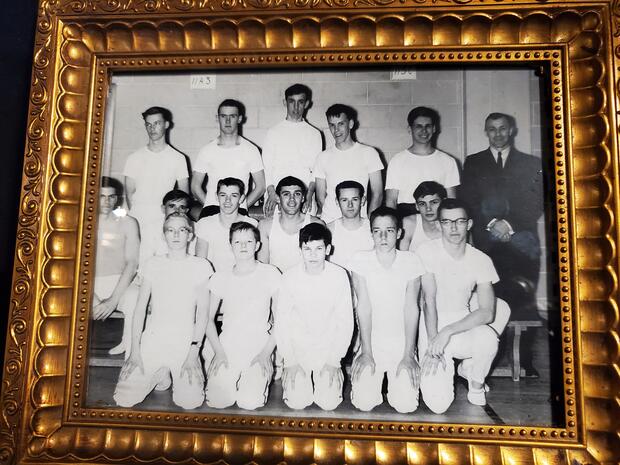 1961 CDCI West Gymnastic team photo in gold plastic frame