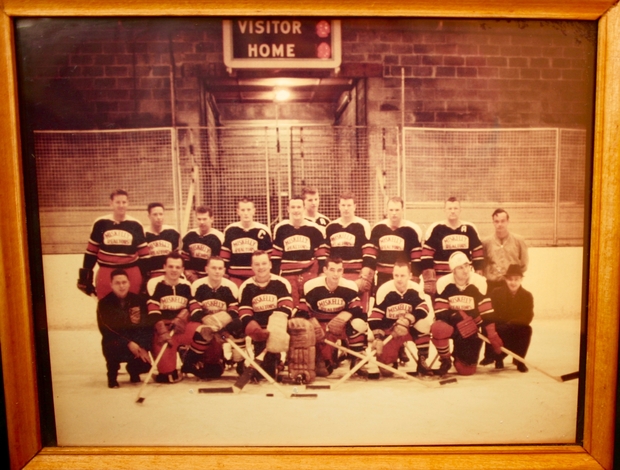 1965 Miskelly Realtors Intermediate Hockey Club