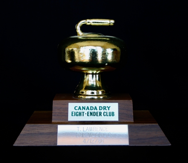 1986 Dalewood Curling Club 8ender trophy