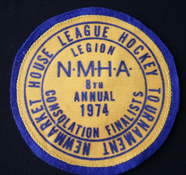 1974 CCHL crest Newmarket Consolation Finalists