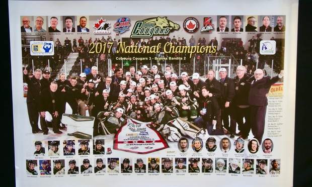 2017 Cobourg Cougars National champ team photo