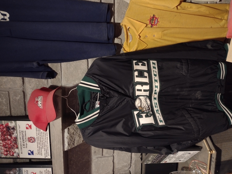 DW018- Force Fastpitch jacket