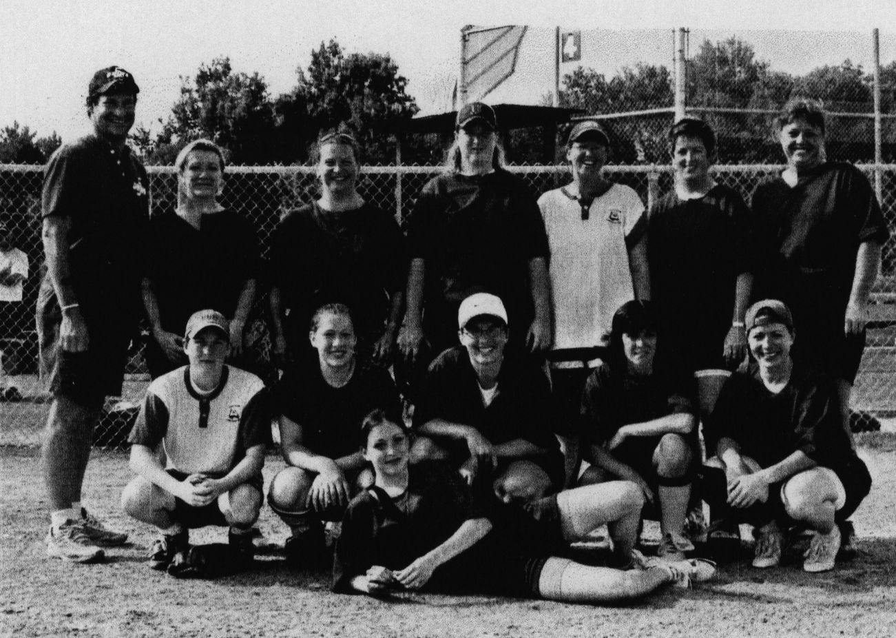 Softball -Grafton Tournament -2004 -Ladies-C Champs-Eagleson Construction