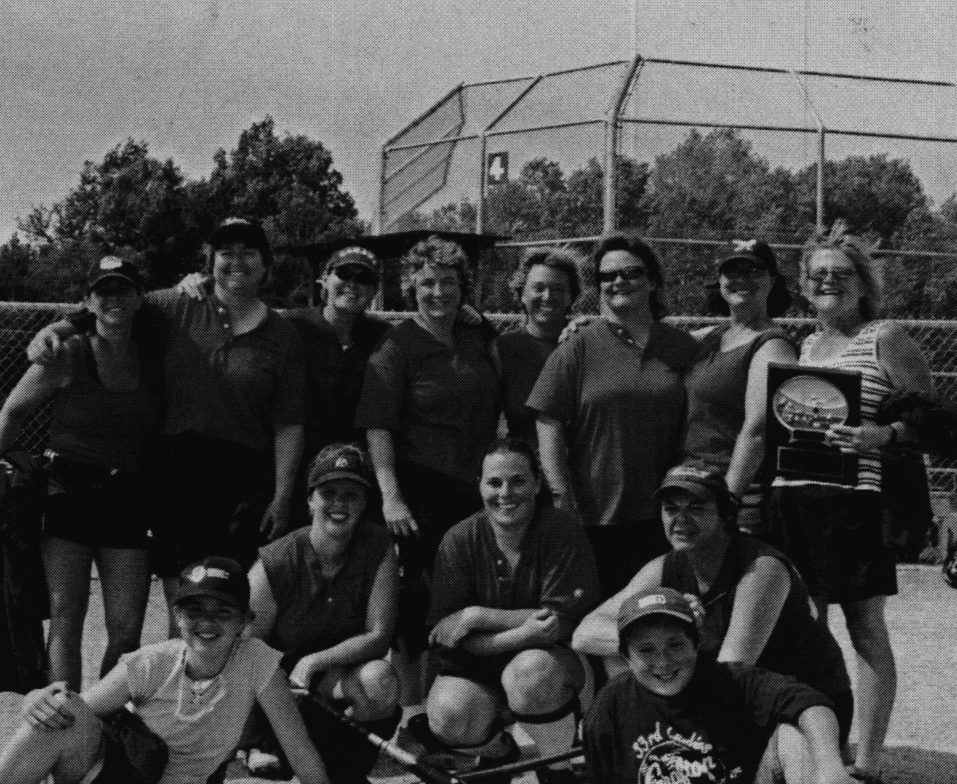 Softball -Grafton Tournament -2006 -Ladies-C Champs-Montys Python