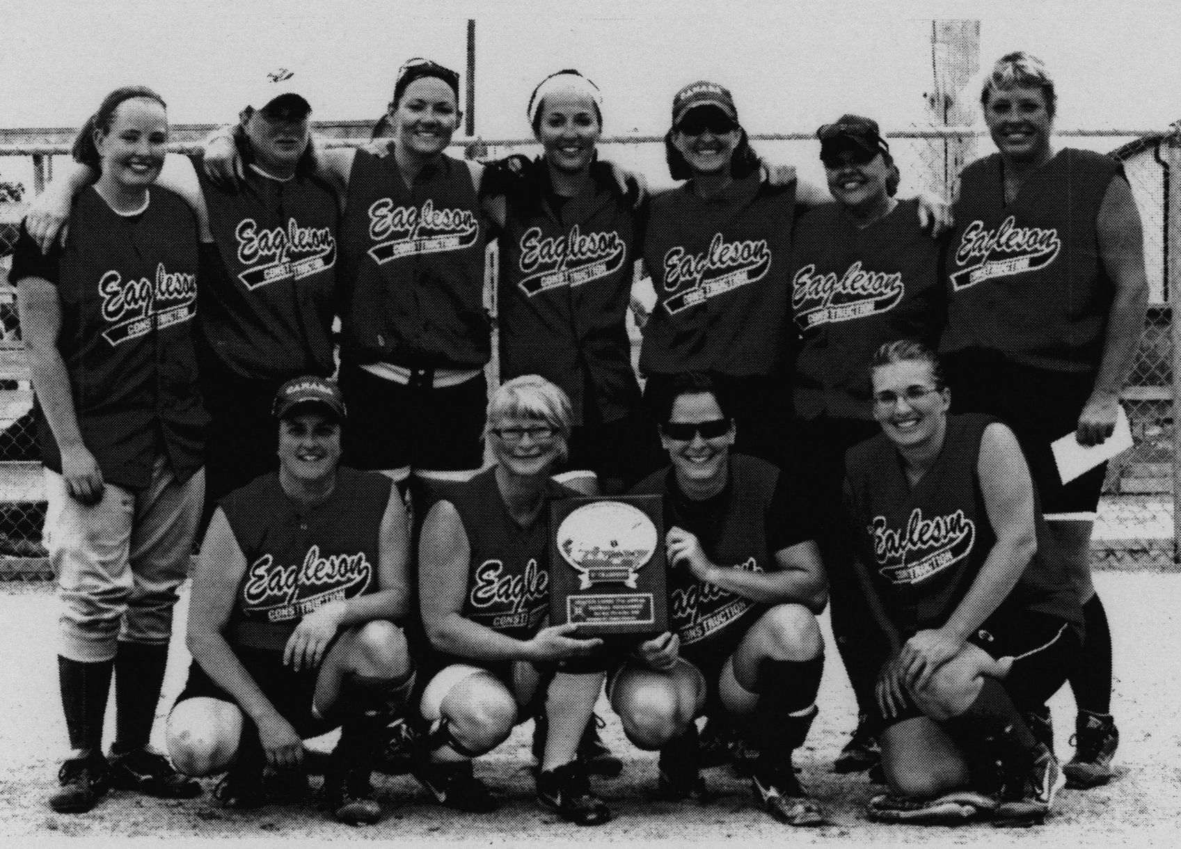 Softball -Grafton Tournament -2010 -Ladies-B Champs-Eagleson Construction