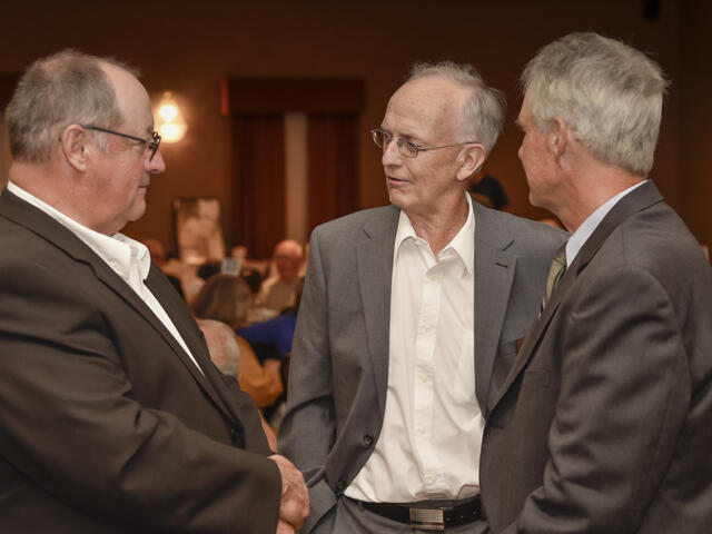 Roger, Peter, Al