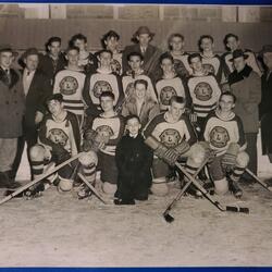 Neil Cane photo Cobourg Lions Hockey team