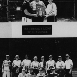 Softball -Grafton Tournament -2001 -Ladies-D Champs-Scarborough