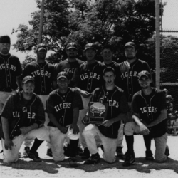 Softball -Grafton Tournament -2009 -Mens-D Champs-Tip Top Colborne