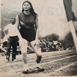 GJ002-Gail and Mr Lawless (2)