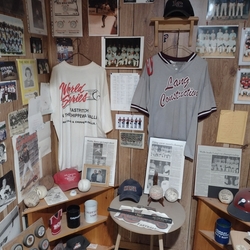 DW027- Ball Memories w-Lang Construction