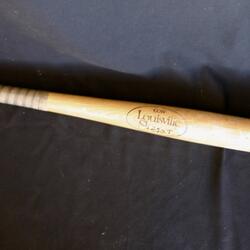 1965 Cobourg Men's Softball 33" bat